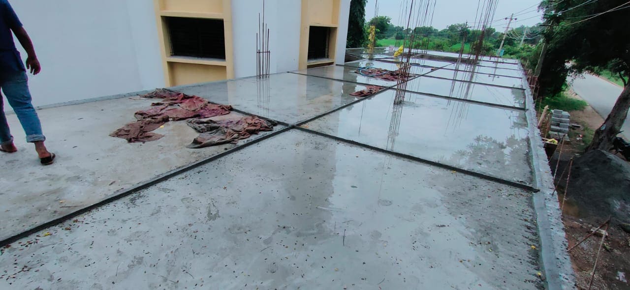 Building contractors -Glad Infra